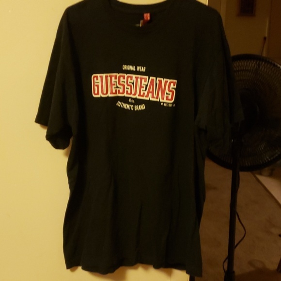 Guess tee shirt - Picture 4 of 4